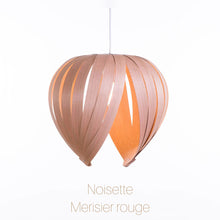 Charger l'image dans la galerie, Luminaires en Bois fabriquées à la main