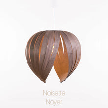 Charger l'image dans la galerie, Luminaires en Bois fabriquées à la main