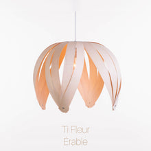 Charger l'image dans la galerie, Luminaires en Bois fabriquées à la main